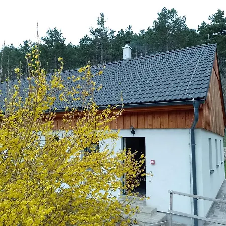 Litohlavy 17 - Na Samotě U Lesa 3* Králŭv Dvŭr