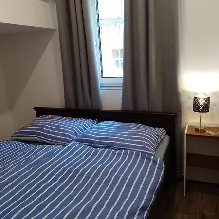 Litohlavy 17 - Na Samotě U Lesa 3* Králŭv Dvŭr